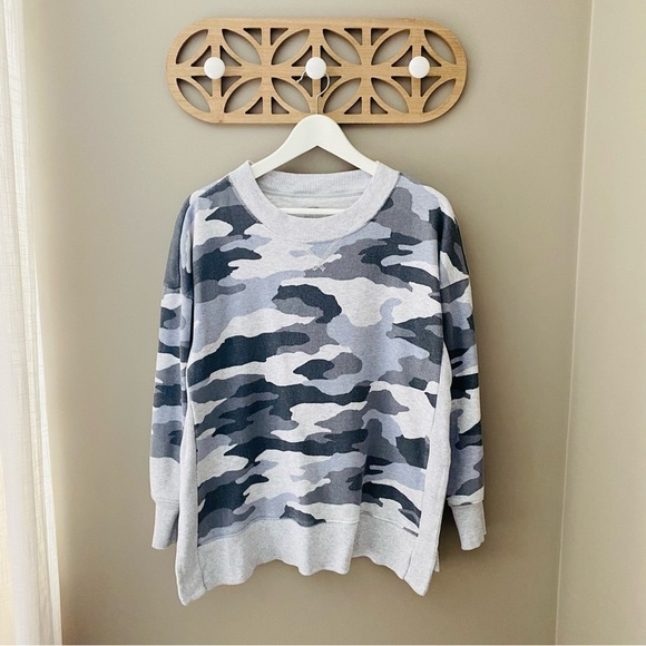 aerie Camo Pullover Sweatshirt Gray Sz Small - Picture 1 of 10